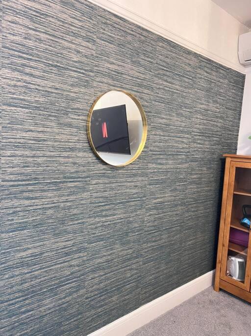 Spacious 3 Bed Flat - Beach Nearby - No Pets Southend-on-Sea Extérieur photo