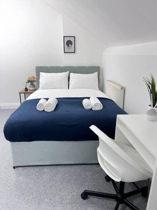 Spacious 3 Bed Flat - Beach Nearby - No Pets Southend-on-Sea Extérieur photo