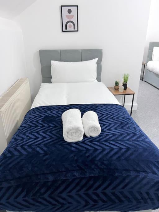 Spacious 3 Bed Flat - Beach Nearby - No Pets Southend-on-Sea Extérieur photo