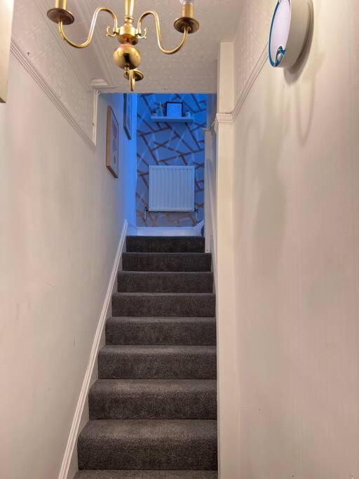 Spacious 3 Bed Flat - Beach Nearby - No Pets Southend-on-Sea Extérieur photo
