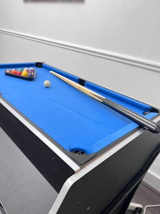 Spacious 3 Bed Flat - Beach Nearby - No Pets Southend-on-Sea Extérieur photo
